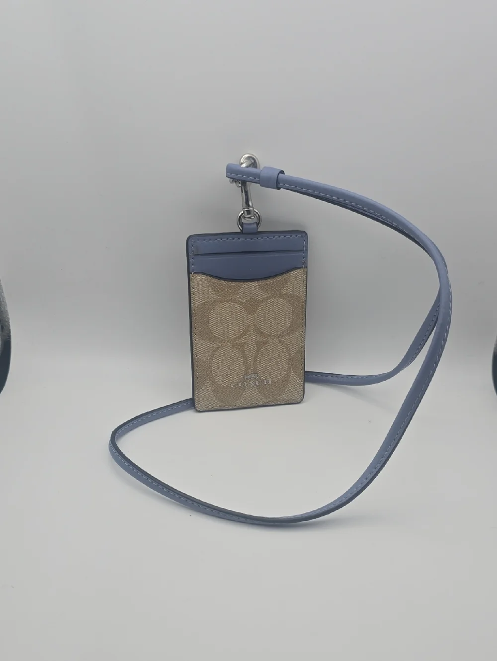 Coach Beige Signature Mono ID/Card Holder Lanyard Light Blue Trim/Strap (EUC)💙